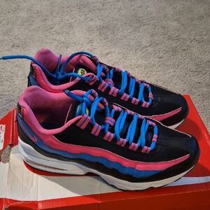 Nike Kids Sneakers - Black with Pink and Blue Highlights